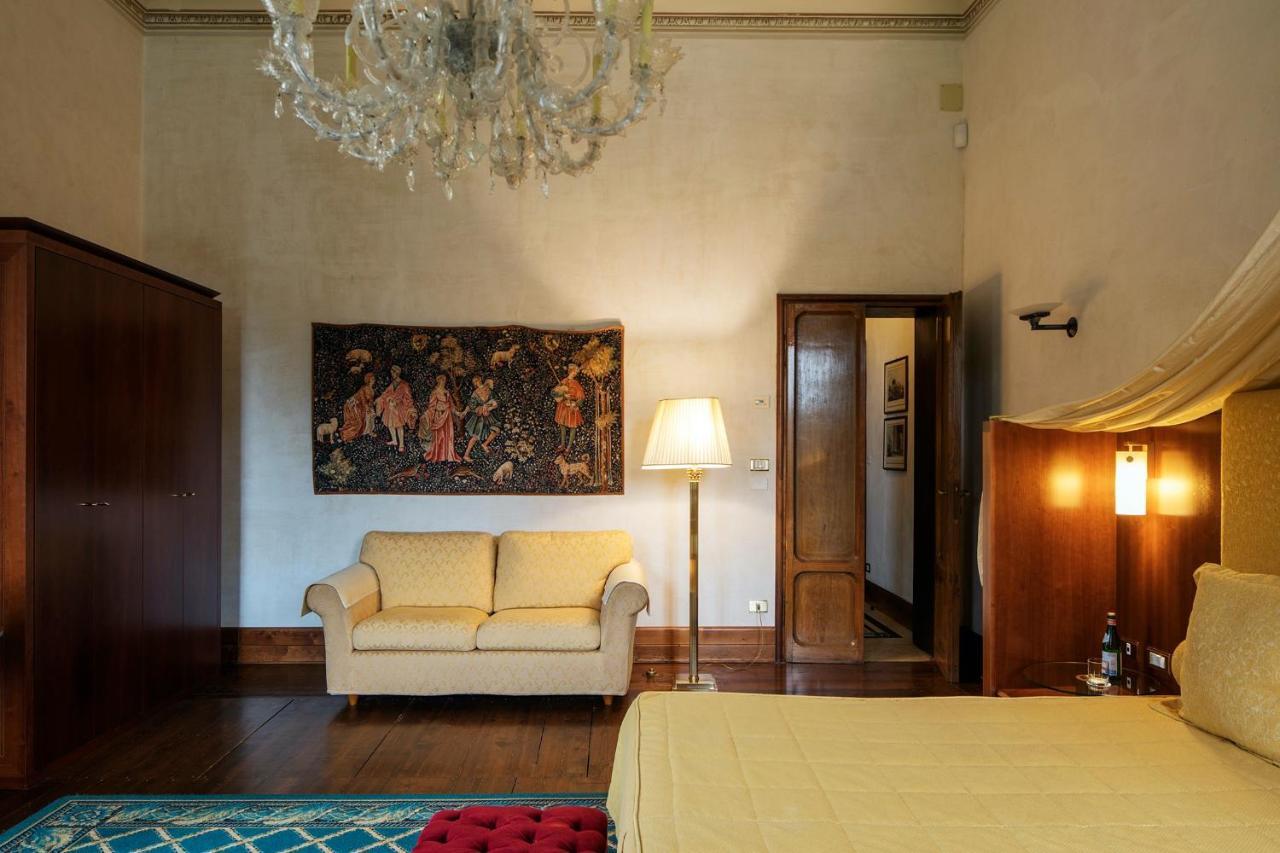 Hotel Giona 4*