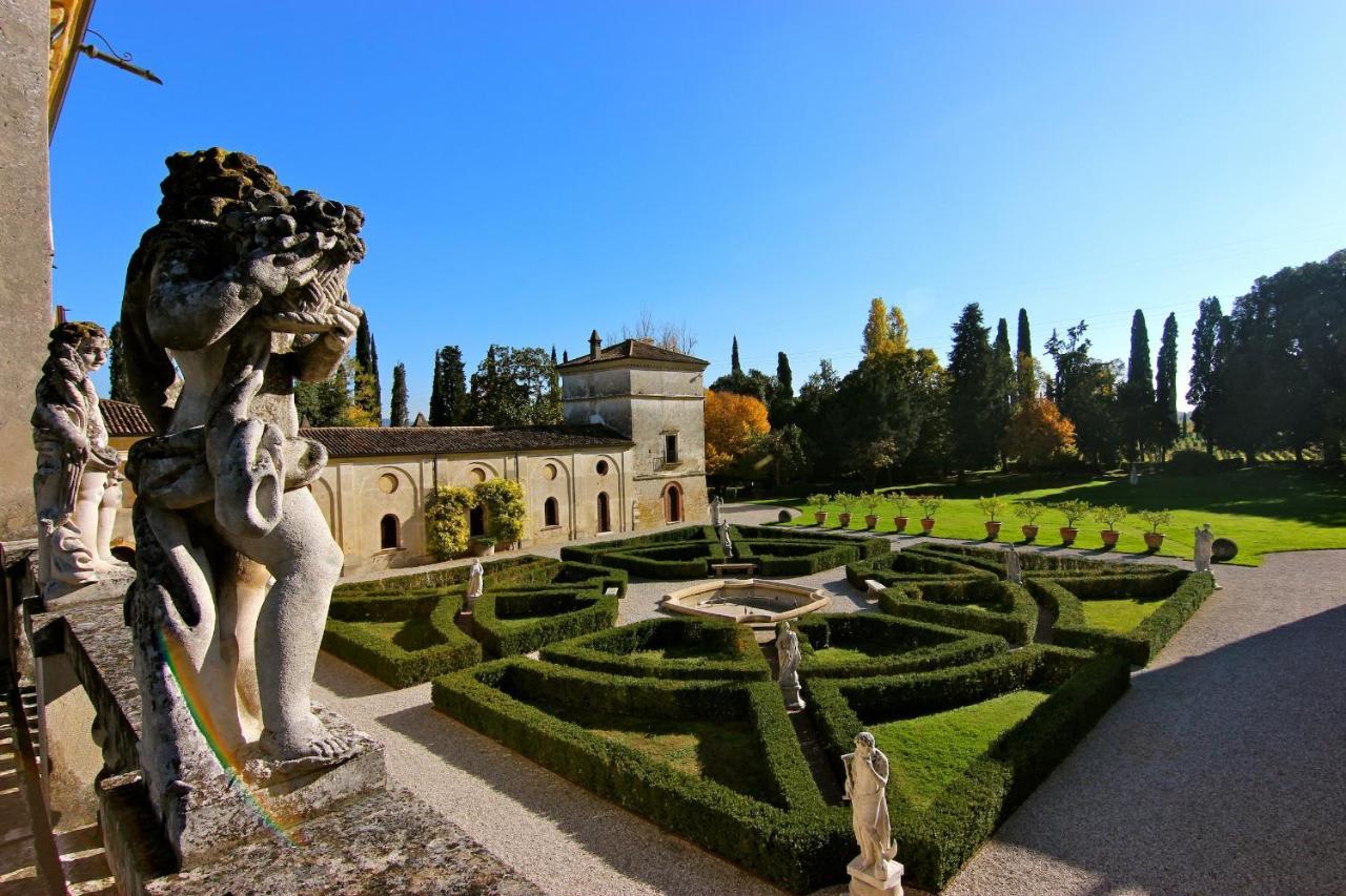 Hotel Giona