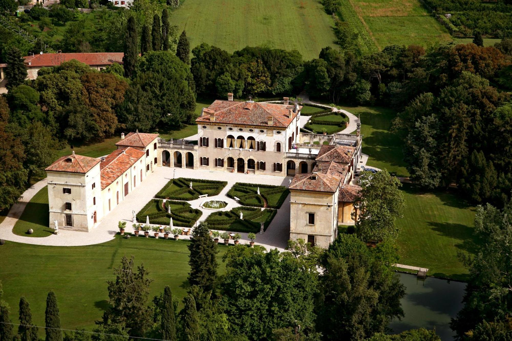 Hotel Giona San Pietro in Cariano